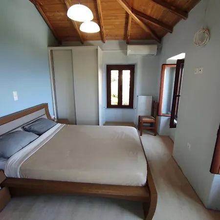 Holiday home πανόραμα, πραγματευτή λεωνιδίου, τ.κ.22300 *